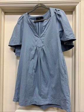Pomander Place Light Blue V-Neck Short Sleeve Tunic